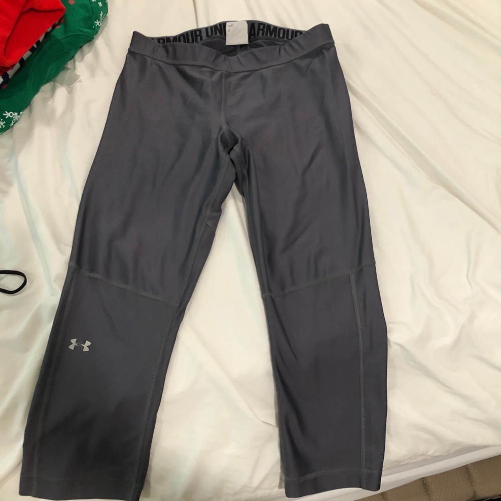 Under armour cropped spandex